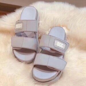 NWB Ugg greer platform sandal US 9.5